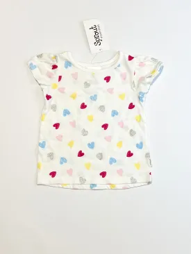 Hearts tee brand new - Size 00